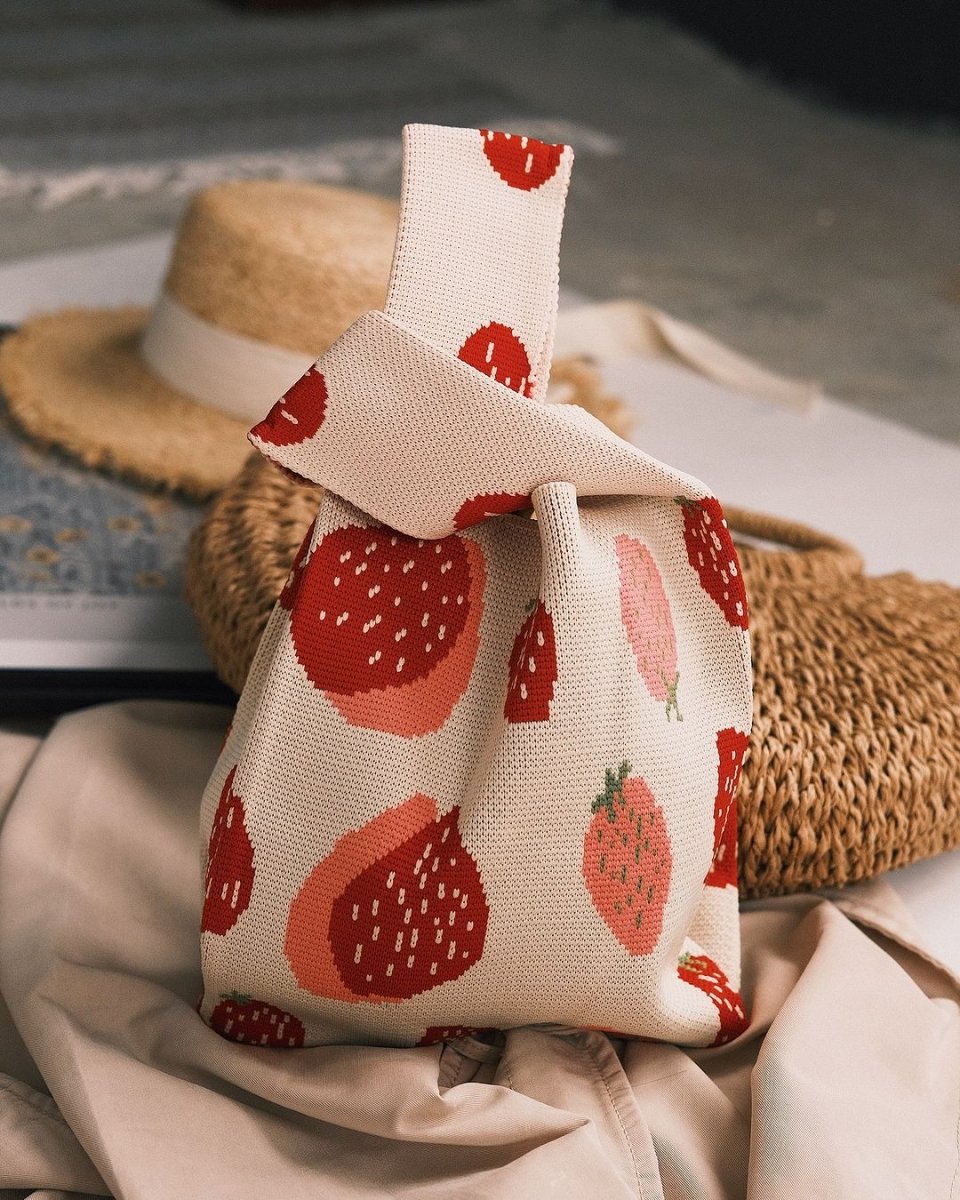 Bags Сумка Шопер - Яскраві кольори, В'язані Бежевий з полуницею - Kashket.me Taton.shop