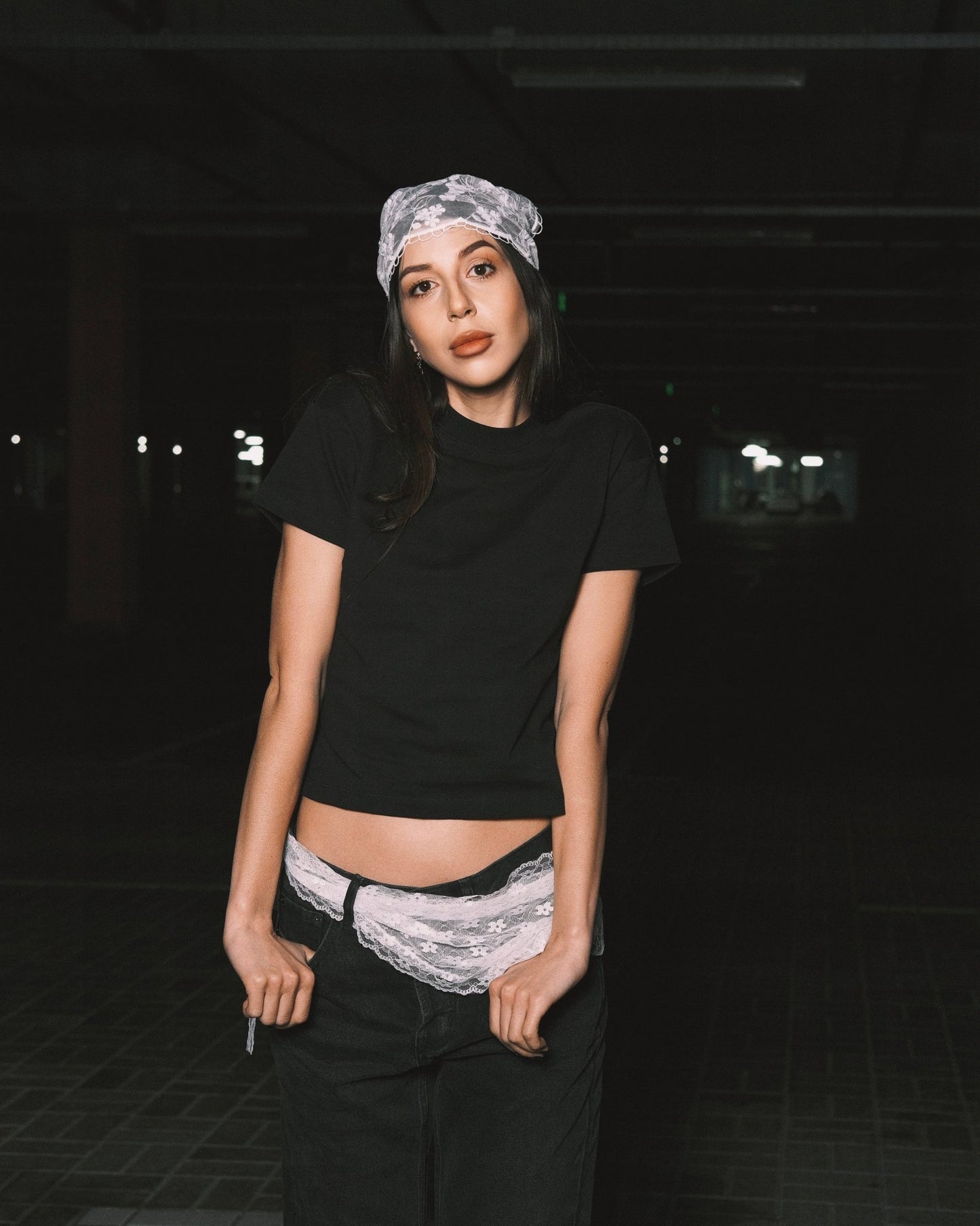 T-shirt Футболка жіноча, яка робить шум | Чорна / Біла XS Black - Tsupkyi (Цупкий) Taton.shop