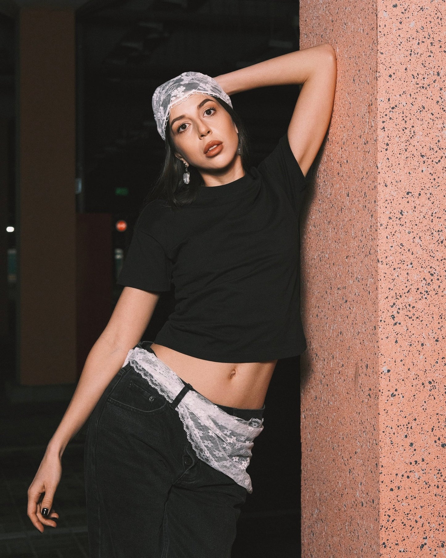 T-shirt Футболка жіноча, яка робить шум | Чорна / Біла XS White - Tsupkyi (Цупкий) Taton.shop