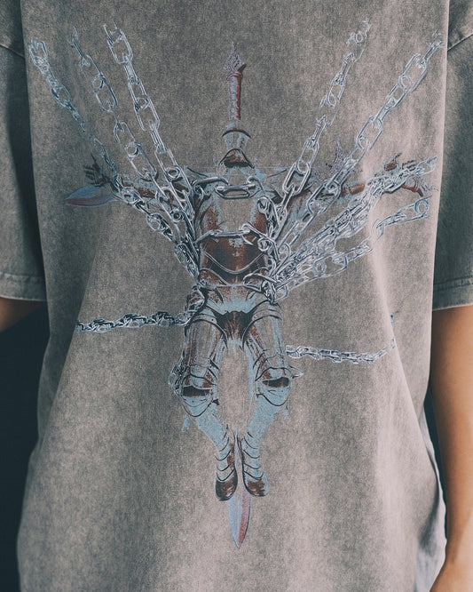 T-shirt Oversize футболка Unchained Knight — лицар, що рве кайдани S - Tsupkyi (Цупкий) Taton.shop