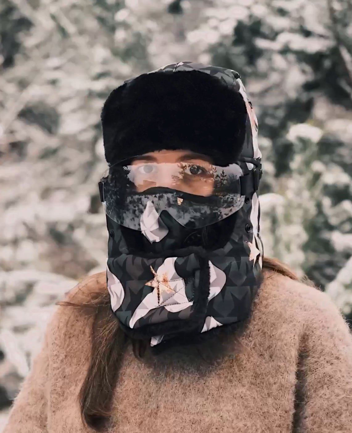 Шапка Чоловіча лижна шапка з маскою 3 в 1 Чорна з зірочками - Kashket.me Taton.shop