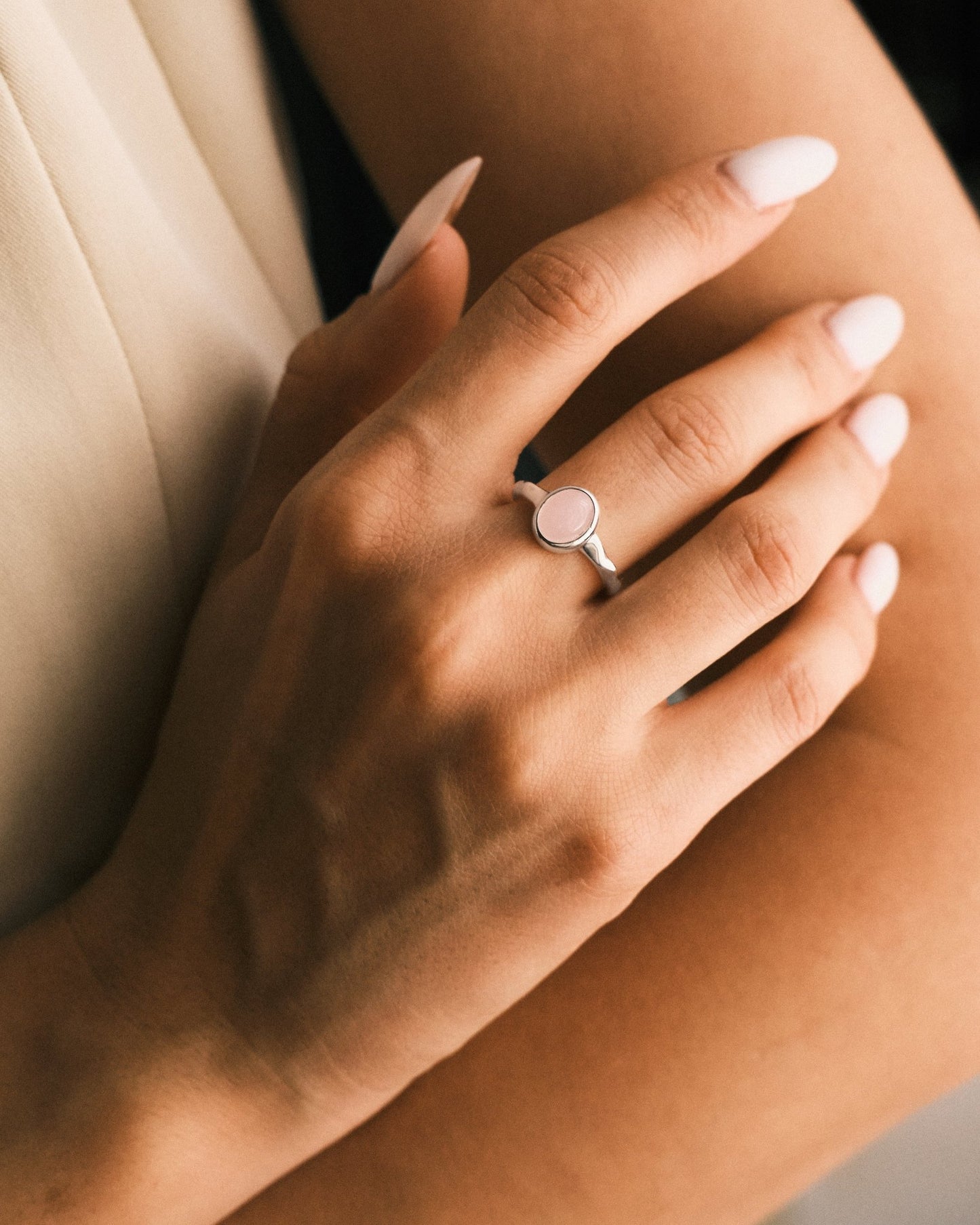 Каблучка ✨ Посріблена каблучка з рожевим овалом ✨ Овальна - Kashimir.me Taton.shop