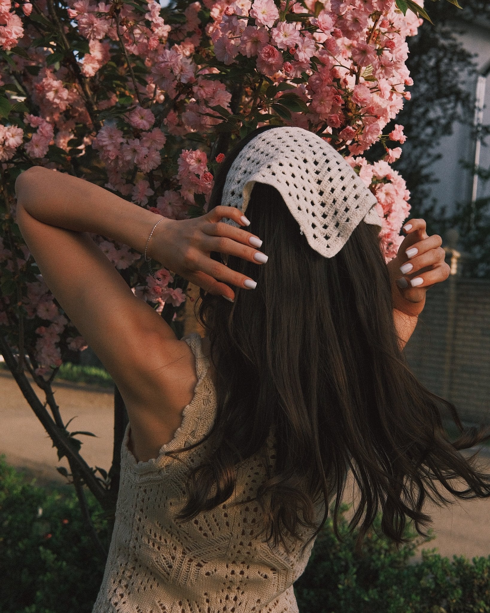 Хустка Бежева вʼязана косинка 🌞 - Kashket.me Taton.shop