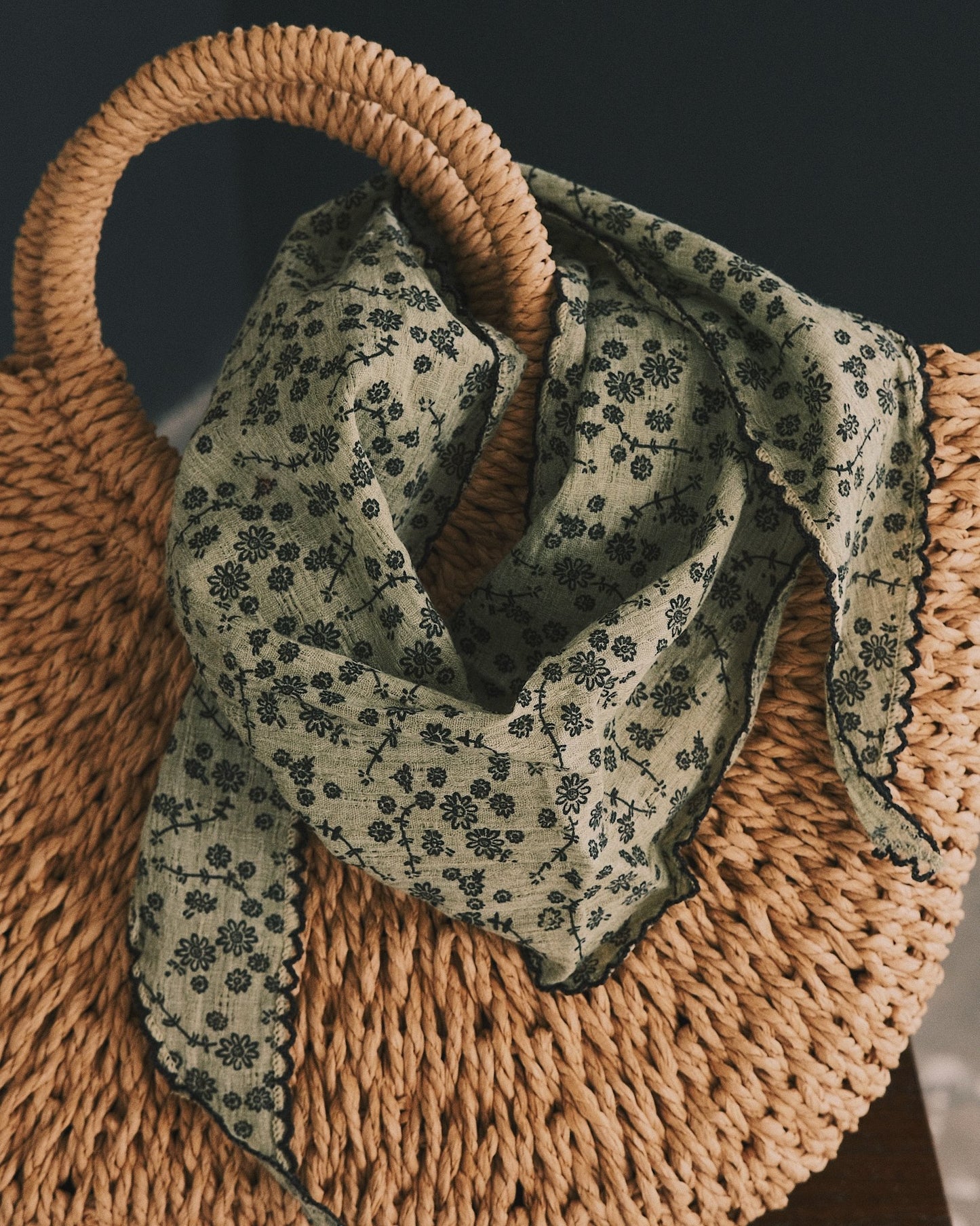 Хустка Хустка Квіткова Легкість Green - Kashket.me Taton.shop