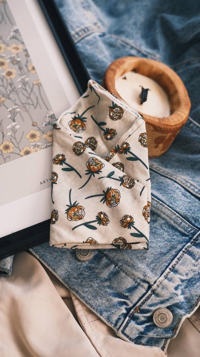 Хустка Косинка-хустка Бежева з піонами - Kashket.me Taton.shop