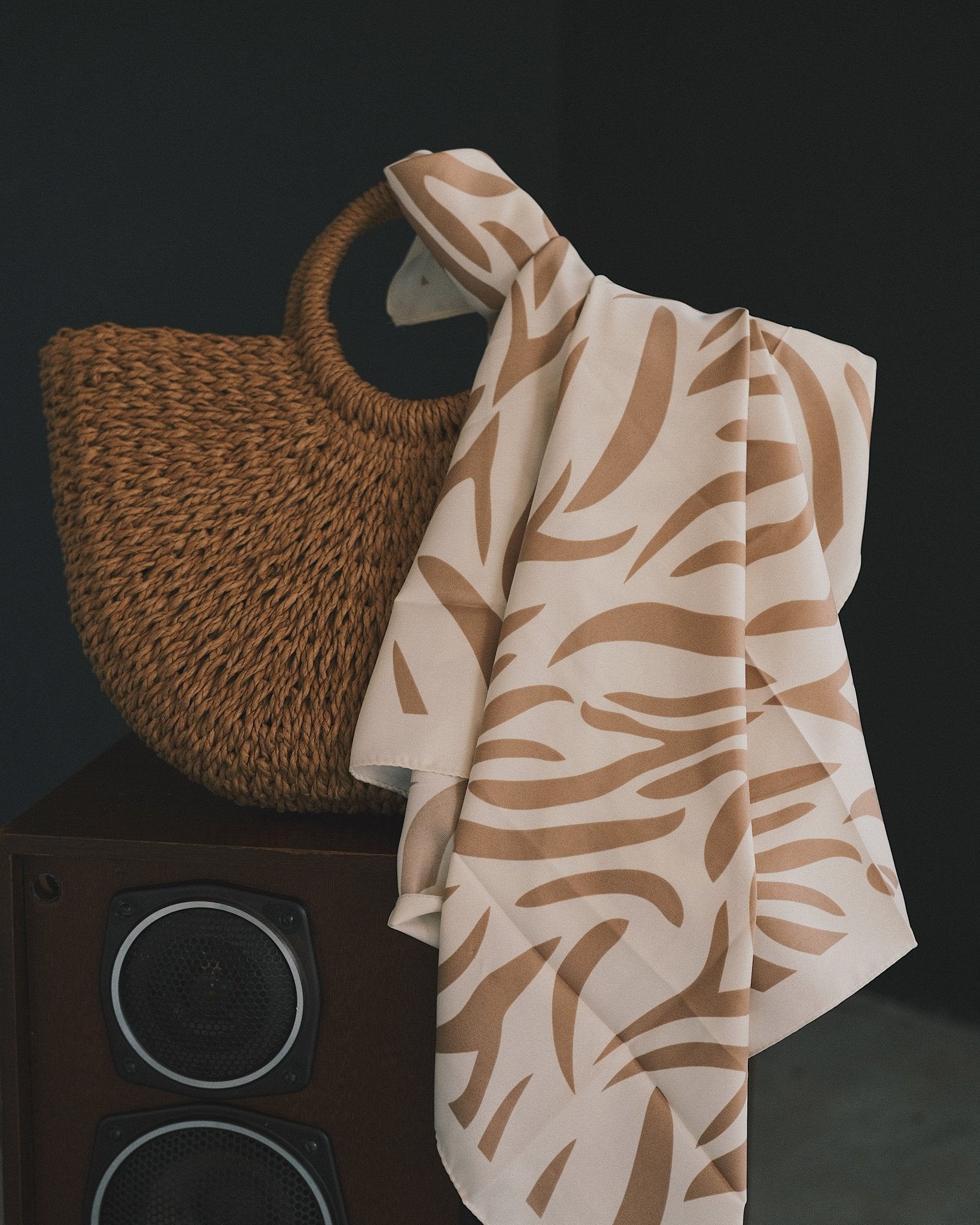 Хустка Шовкова хустка Zebra 90×90 сарж, 4 кольори Beige - Kashket.me Taton.shop