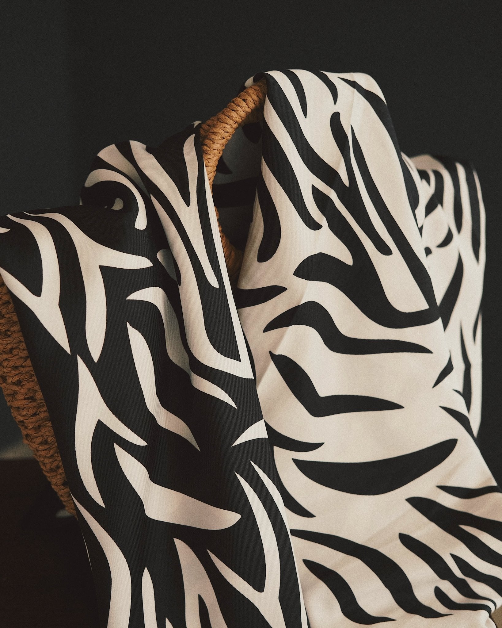 Хустка Шовкова хустка Zebra 90×90 сарж, 4 кольори White - Kashket.me Taton.shop