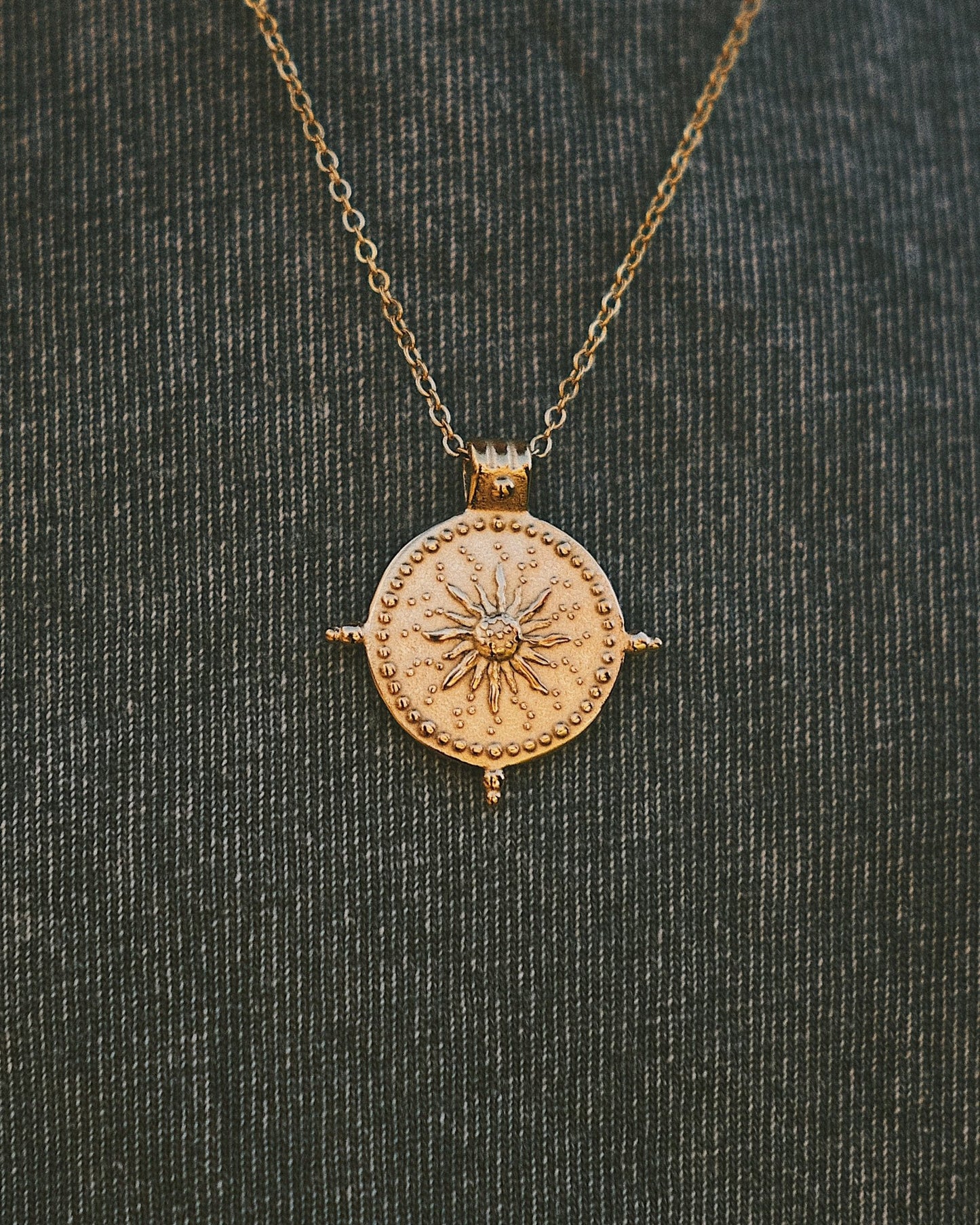 Підвіска Атон – Підвіска Сонце: Символ Життя | Taton.shop - Kashimir.me Taton.shop