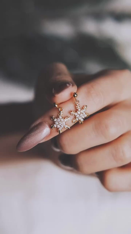 S925 Silver Earrings - Gold Magic Snowflakes