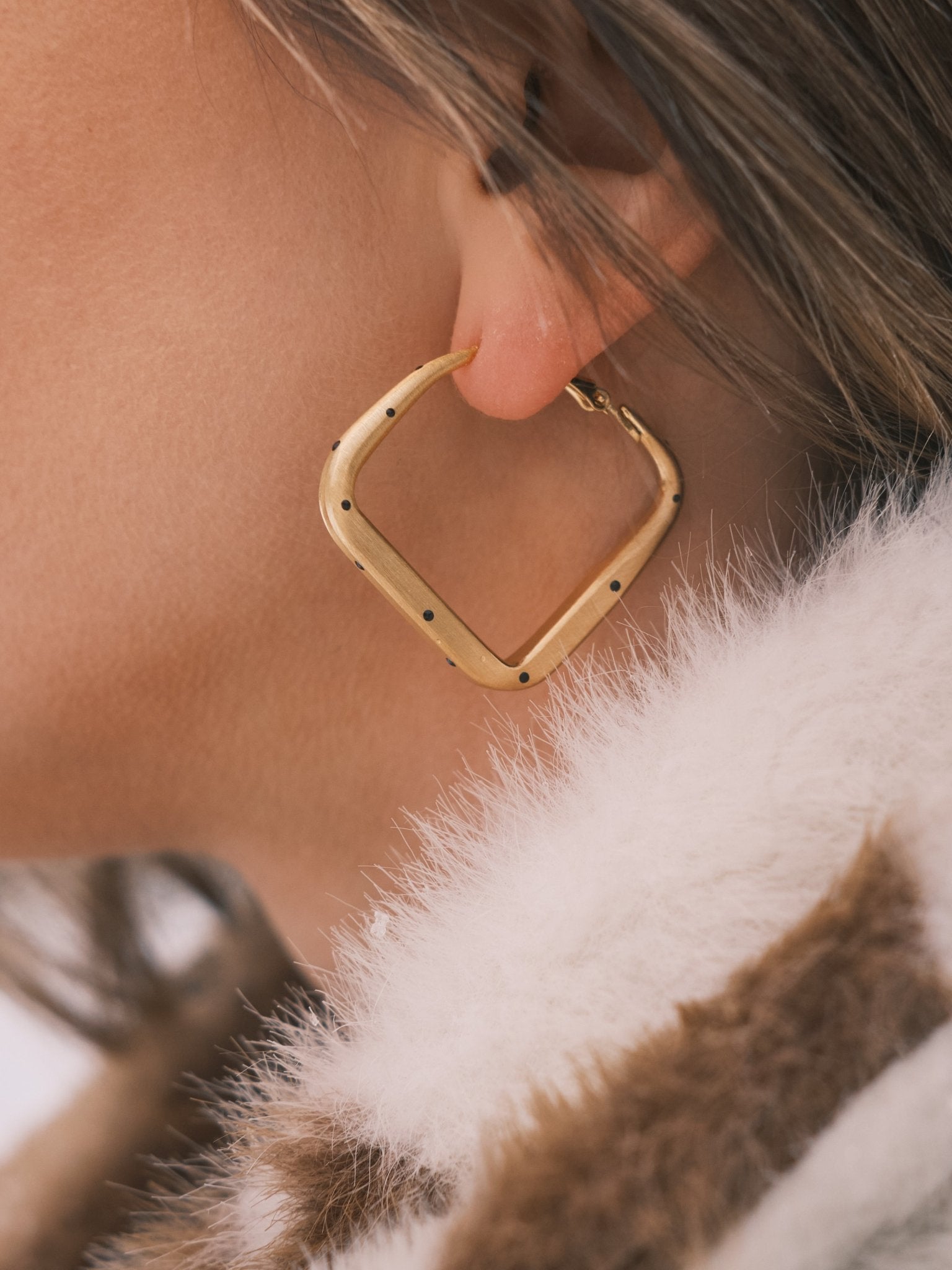 Сережки Квадратні сережки - кільця «Горошок» 43 мм (мідь) Gold - Kashimir.me Taton.shop