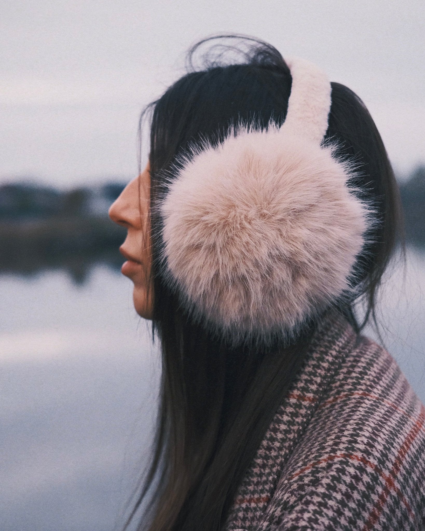 Шапка Зимові теплі пухнасті Навушники - альтернатива шапці Beige - Kashket.me Taton.shop