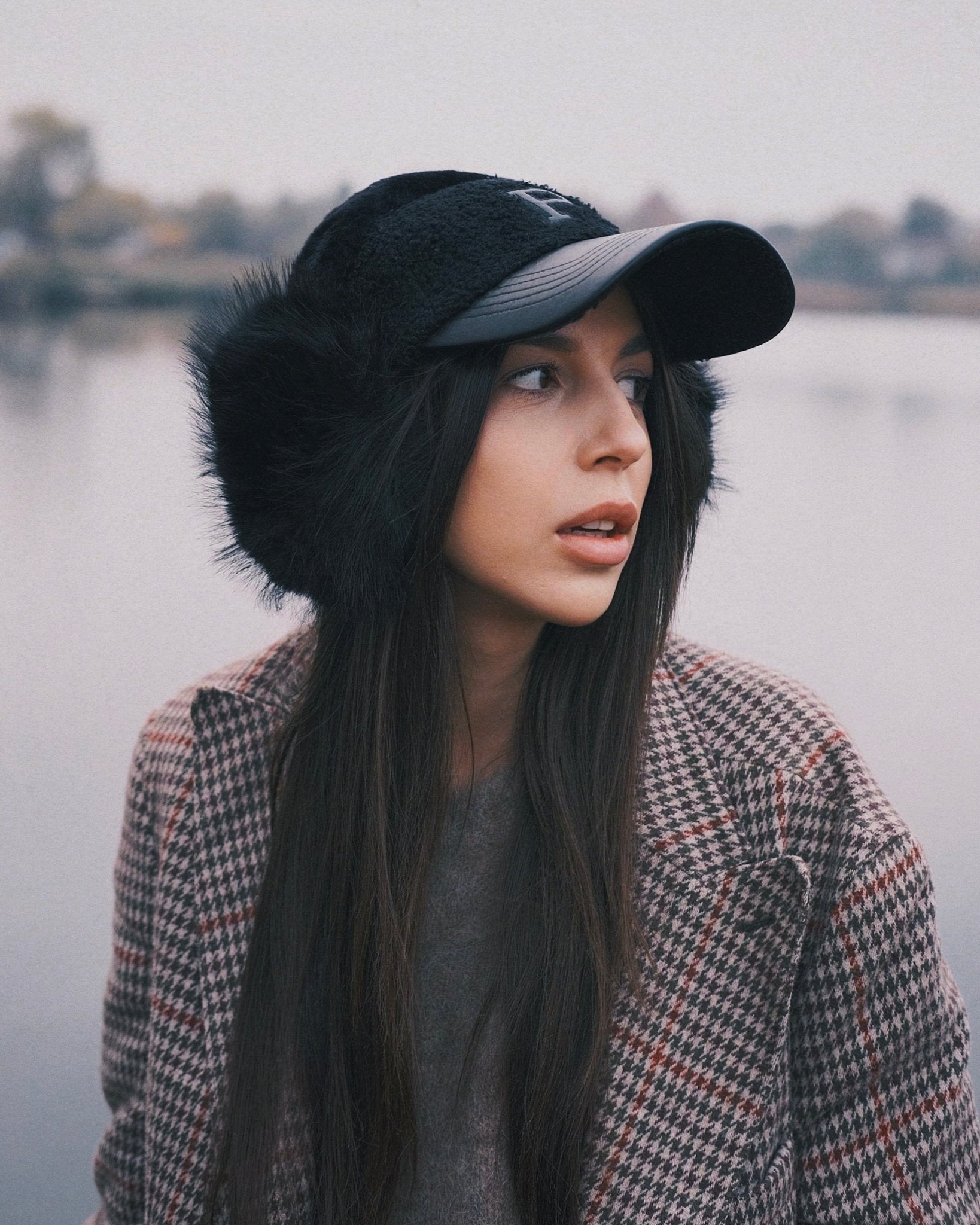 Шапка Зимові теплі пухнасті Навушники - альтернатива шапці Beige - Kashket.me Taton.shop