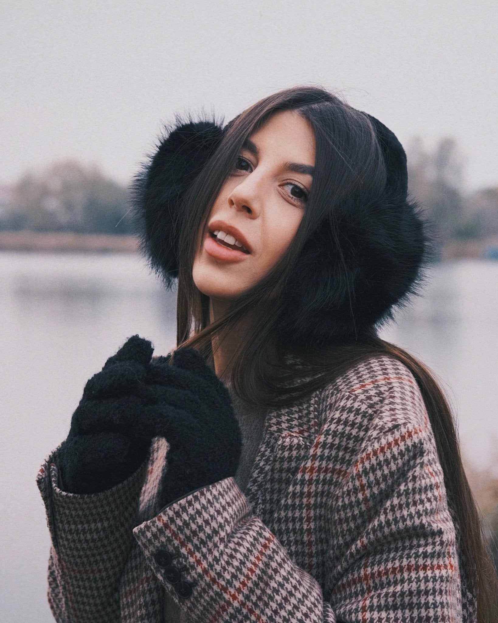 Шапка Зимові теплі пухнасті Навушники - альтернатива шапці Black - Kashket.me Taton.shop