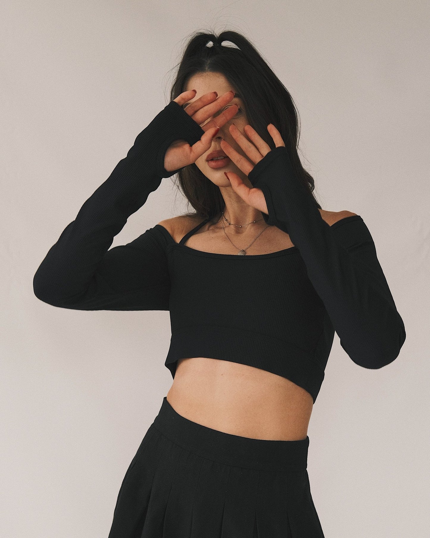 Tops Лонгслів з відкритими плечима Black S - Tsupkyi (Цупкий) Taton.shop