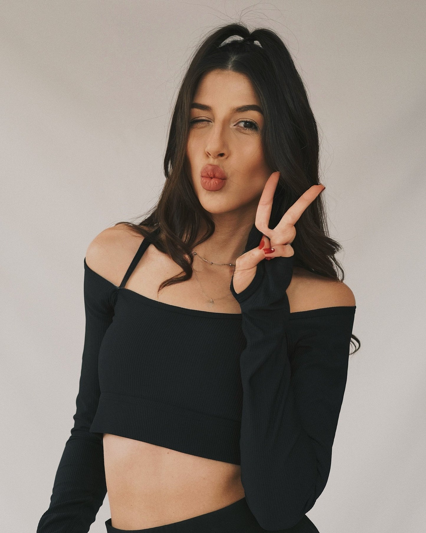 Tops Лонгслів з відкритими плечима White S - Tsupkyi (Цупкий) Taton.shop