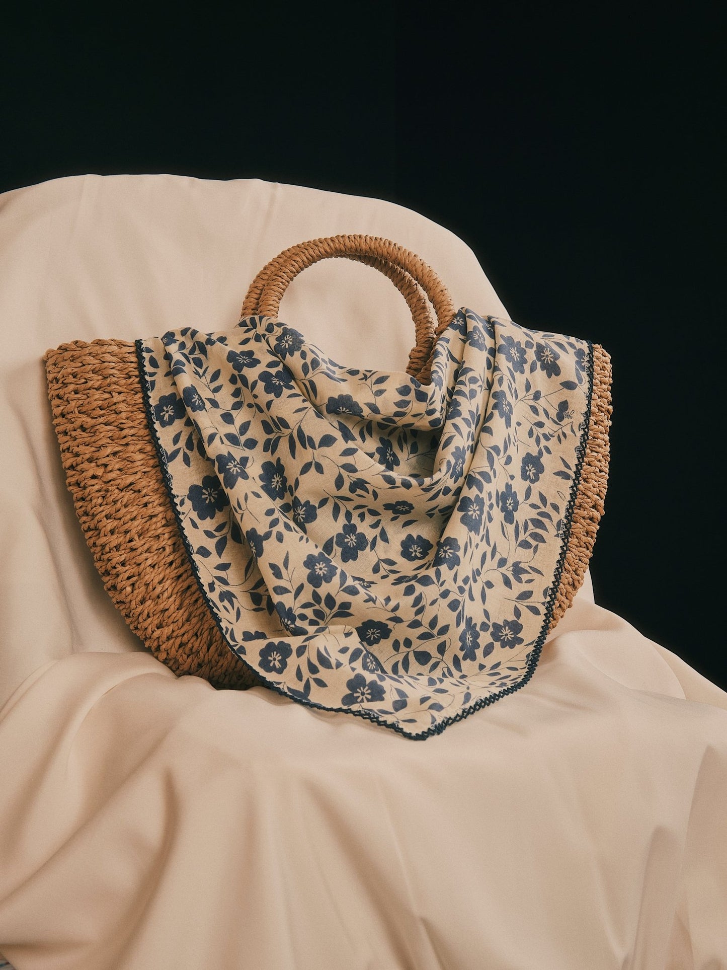 Хустка Бавовняна хустка - бандана «Fleur de Provence» | 100% натуральна бавовна з квітковим принтом та мереживом Green - Kashket.me Taton.shop